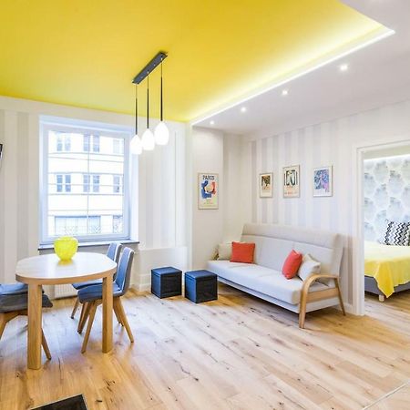 Apartament Przy Parku Krakowskim ภายนอก รูปภาพ