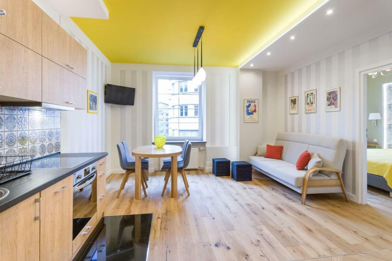 Apartament Przy Parku Krakowskim ภายนอก รูปภาพ