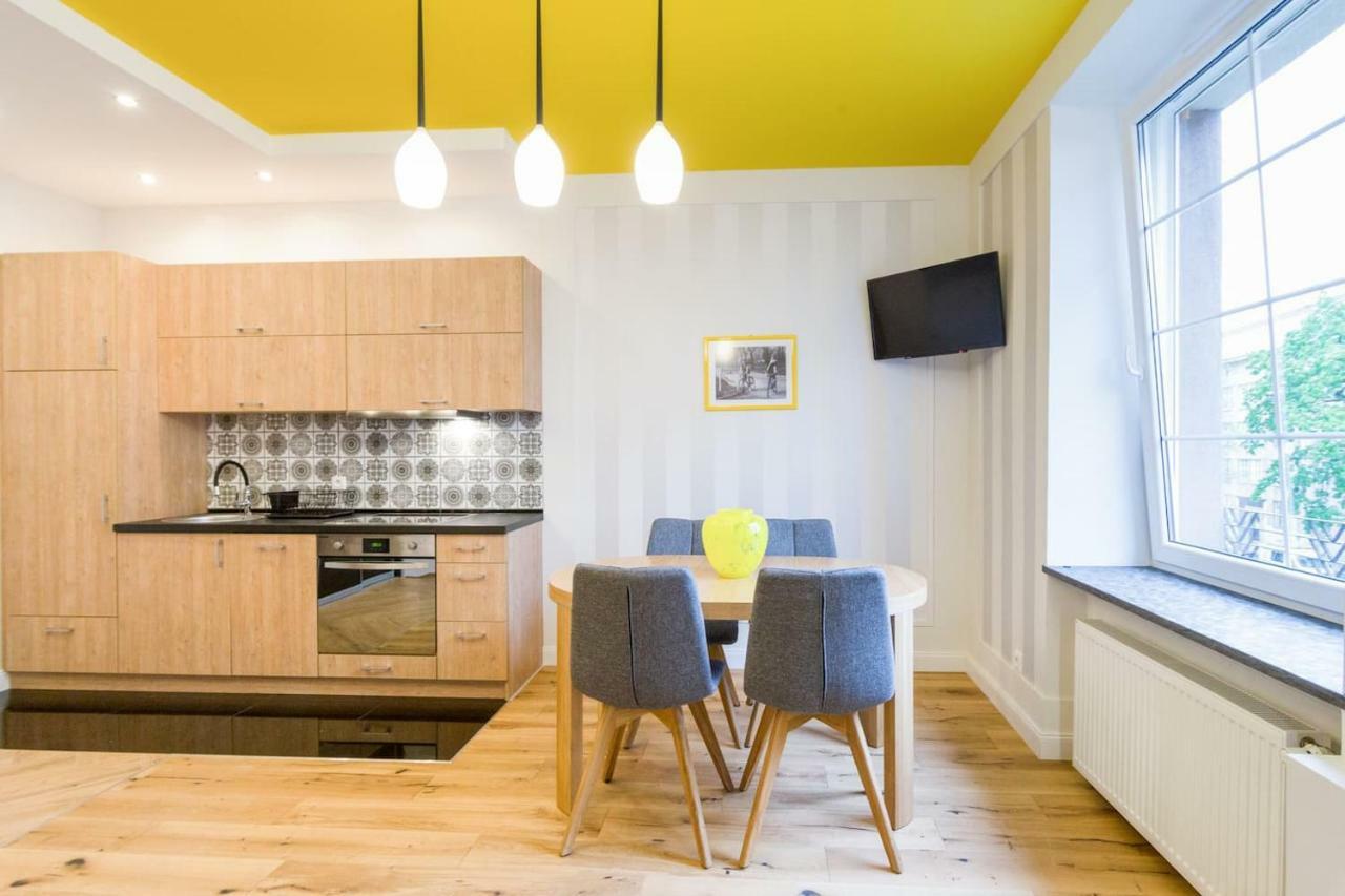 Apartament Przy Parku Krakowskim ภายนอก รูปภาพ