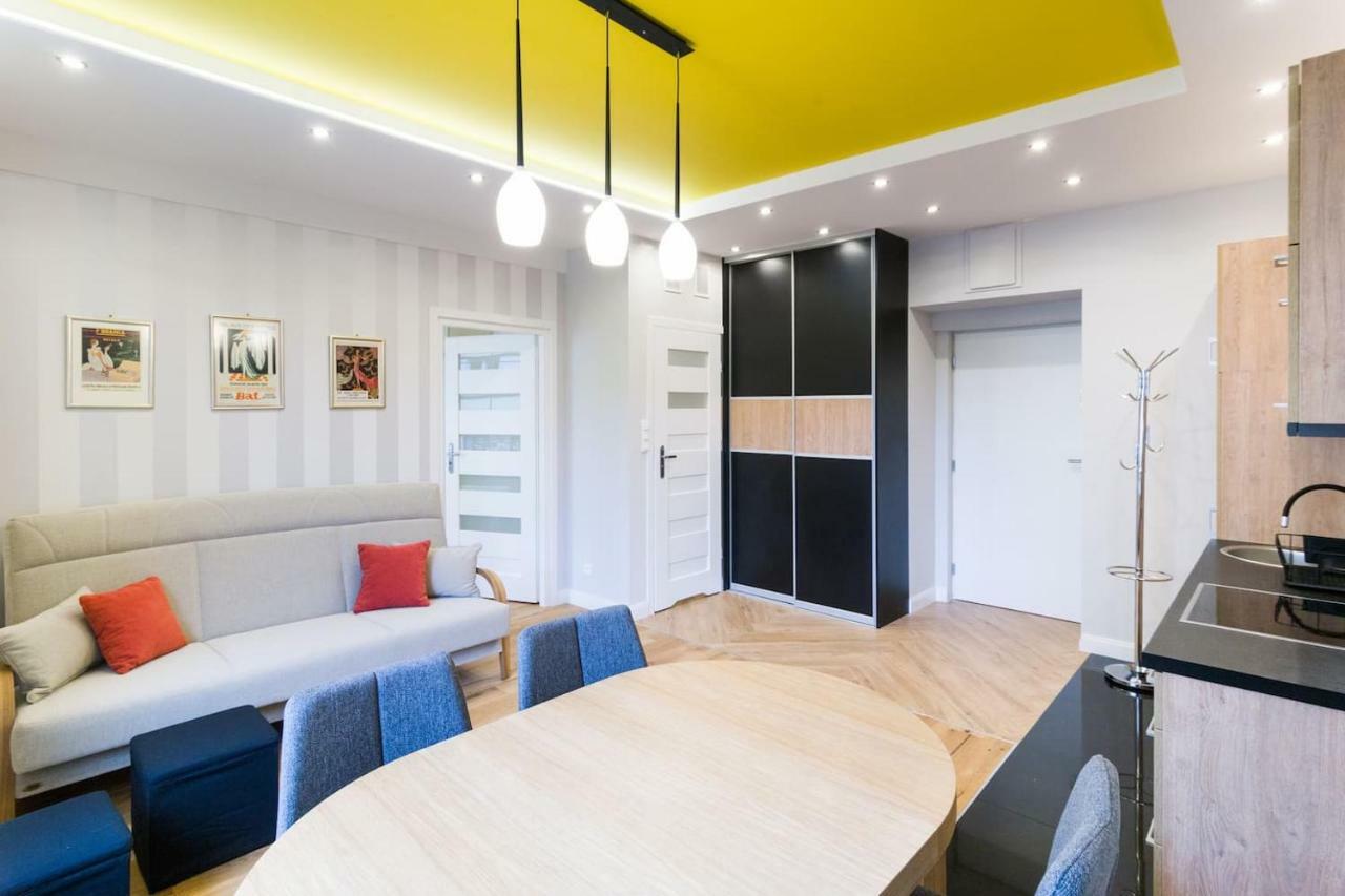 Apartament Przy Parku Krakowskim ภายนอก รูปภาพ