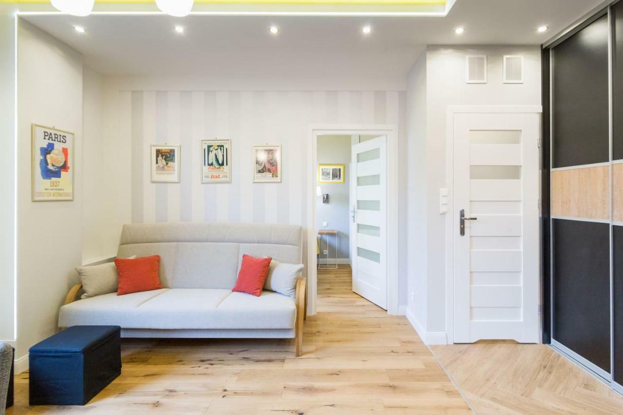 Apartament Przy Parku Krakowskim ภายนอก รูปภาพ