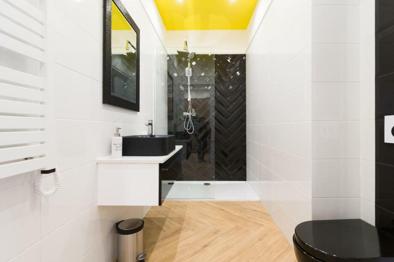 Apartament Przy Parku Krakowskim ภายนอก รูปภาพ